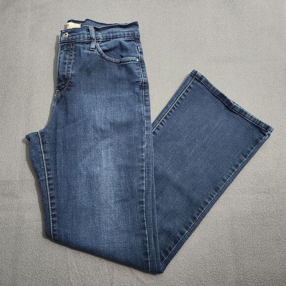 Levi's 512 Women 10 Perfectly Slimming Mid Rise Bootcut Jeans - Picture 1 of 12